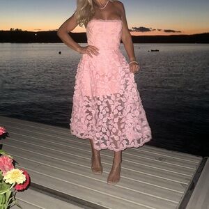 Chic Strapless Pink Floral Dress